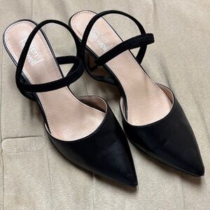 Lauren Blakwell Pointed Toe Heels